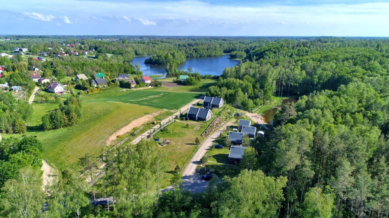 Osada Skoczkowo Komfortowe Domki Z Jacuzzi Nad Jeziorem- Sauna- Balia- Prywatny Staw Wedkarski Podiazy Exteriör bild