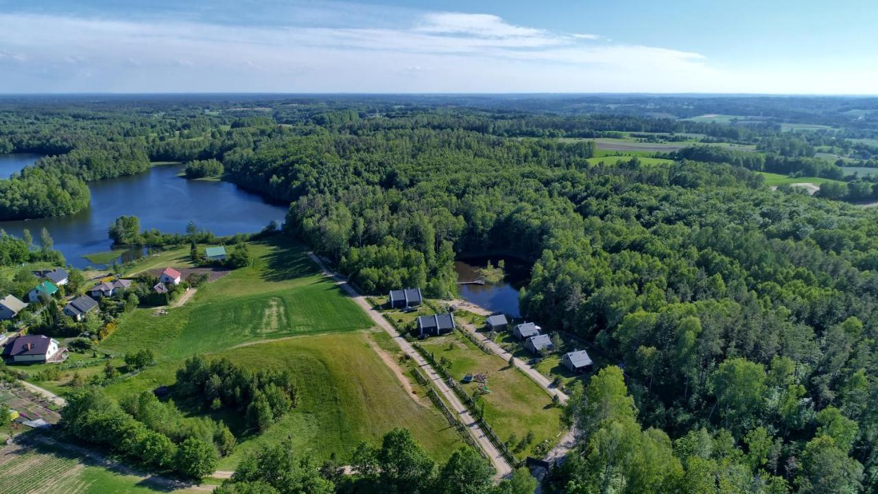 Osada Skoczkowo Komfortowe Domki Z Jacuzzi Nad Jeziorem- Sauna- Balia- Prywatny Staw Wedkarski Podiazy Exteriör bild