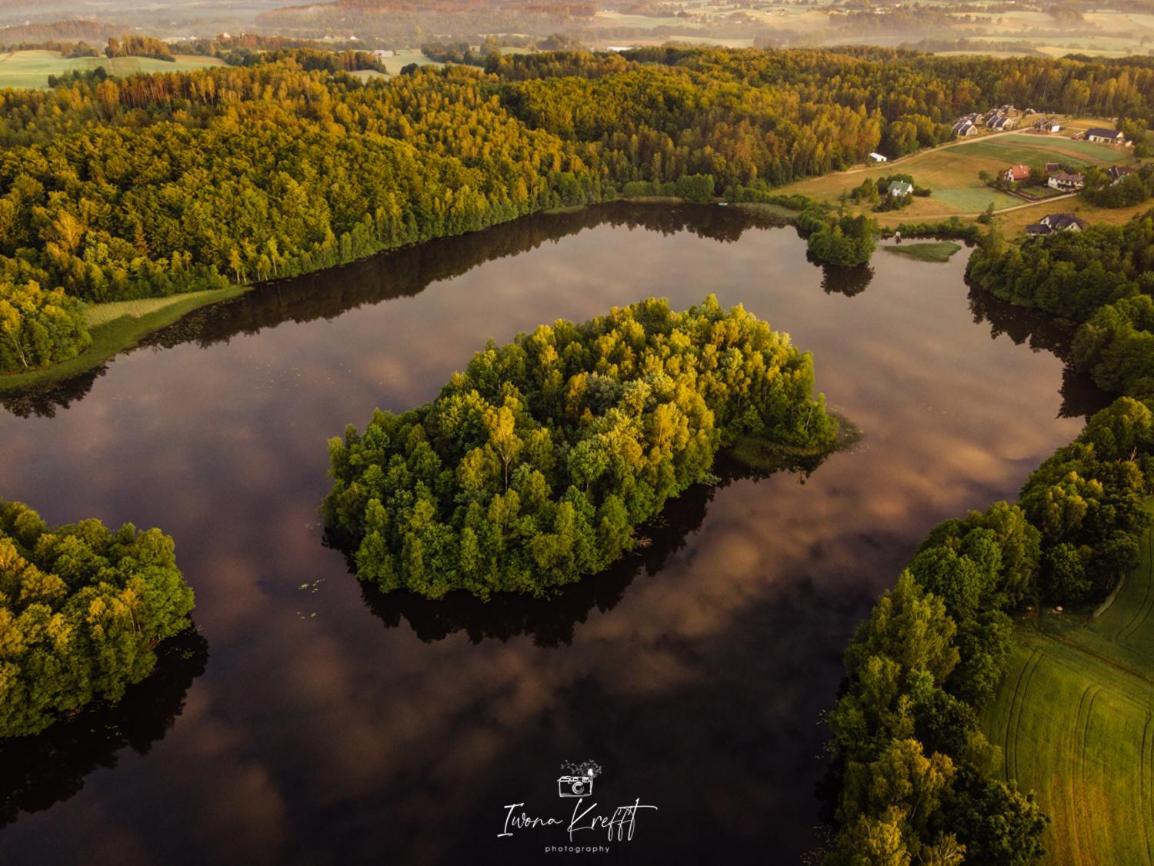 Osada Skoczkowo Komfortowe Domki Z Jacuzzi Nad Jeziorem- Sauna- Balia- Prywatny Staw Wedkarski Podiazy Exteriör bild