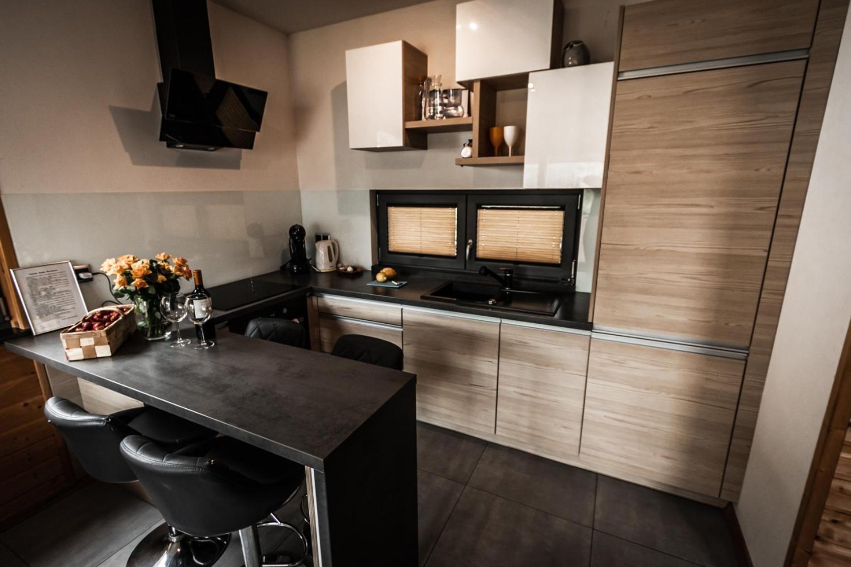 Osada Skoczkowo Komfortowe Domki Z Jacuzzi Nad Jeziorem- Sauna- Balia- Prywatny Staw Wedkarski Podiazy Exteriör bild